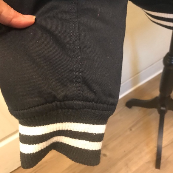 Forever 21 Men’s Varsity/Bomber Jacket - Picture 5 of 8